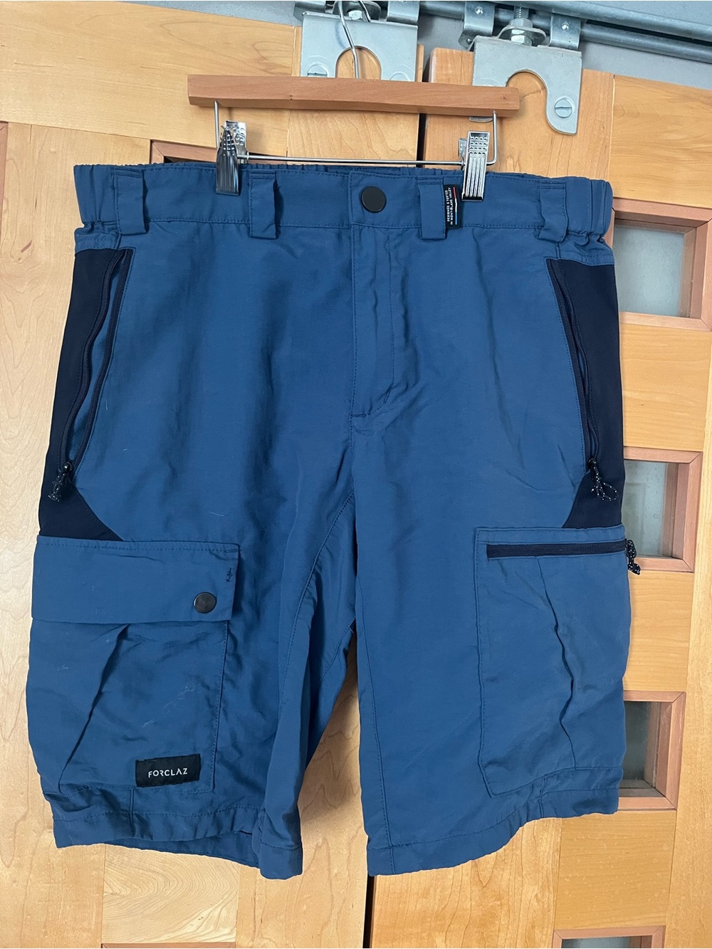 Forclaz Lightweight Navy Hiking/Mountain Shorts, 32